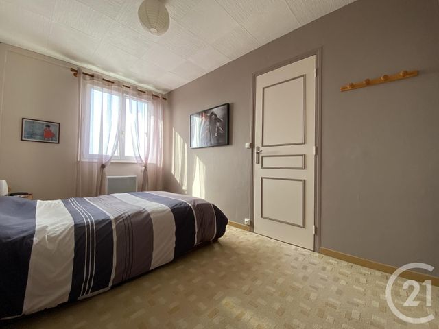 Appartement F3 à vendre - 3 pièces - 63.19 m2 - NOTRE DAME DE GRAVENCHON - 76 - HAUTE-NORMANDIE - Century 21 Cabinet Mariette Appartement F3 à vendre - 3 pièces - 63.19 m2 - NOTRE DAME DE GRAVENCHON - 76 - HAUTE-NORMANDIE - Century 21 Cabinet Mariette