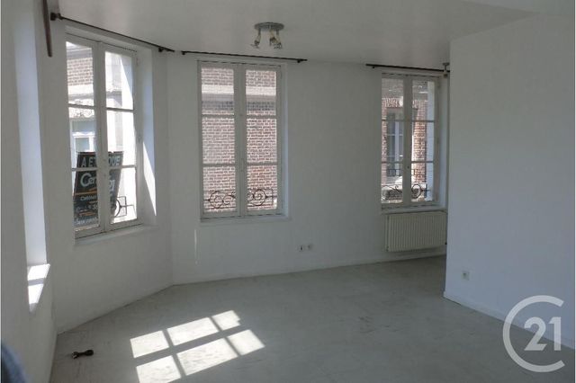 Afficher la photo en grand Appartement F1 à louer - 1 pièce - 28.0 m2 - LILLEBONNE - 76 - HAUTE-NORMANDIE - Century 21 Cabinet Mariette
