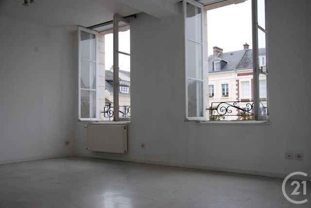Afficher la photo en grand Appartement F1 à louer - 1 pièce - 28.0 m2 - LILLEBONNE - 76 - HAUTE-NORMANDIE - Century 21 Cabinet Mariette