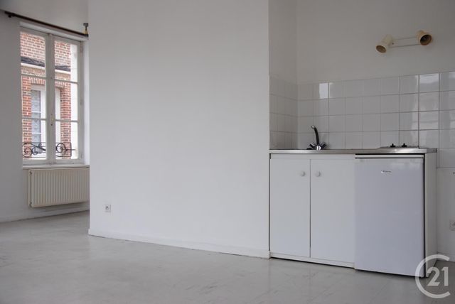 Afficher la photo en grand Appartement F1 à louer - 1 pièce - 28.0 m2 - LILLEBONNE - 76 - HAUTE-NORMANDIE - Century 21 Cabinet Mariette