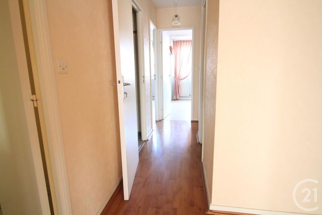 Appartement F3 à louer - 3 pièces - 89.0 m2 - LILLEBONNE - 76 - HAUTE-NORMANDIE - Century 21 Cabinet Mariette Appartement F3 à louer - 3 pièces - 89.0 m2 - LILLEBONNE - 76 - HAUTE-NORMANDIE - Century 21 Cabinet Mariette