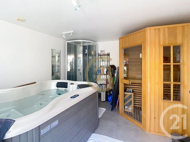 maison à vendre - 4 pièces - 120.6 m2 - LILLEBONNE - 76 - HAUTE-NORMANDIE - Century 21 Cabinet Mariette