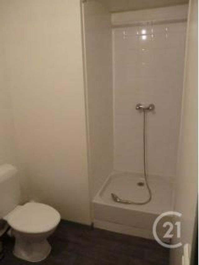 Afficher la photo en grand Appartement F2 à louer - 2 pièces - 37.92 m2 - LILLEBONNE - 76 - HAUTE-NORMANDIE - Century 21 Cabinet Mariette