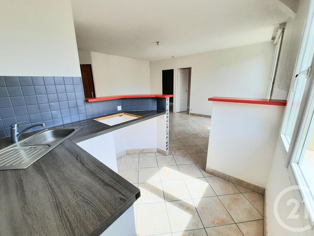 appartement à louer - 3 pièces - 53.98 m2 - BOLBEC - 76 - HAUTE-NORMANDIE - Century 21 Cabinet Mariette