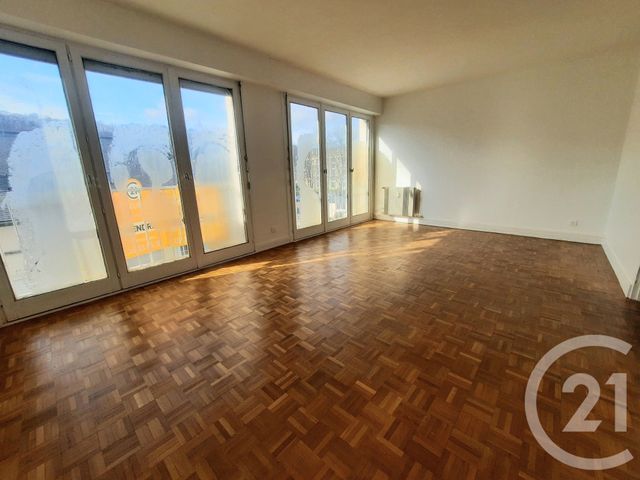 Appartement à louer - 3 pièces - 69.23 m2 - LILLEBONNE - 76 - HAUTE-NORMANDIE - Century 21 Cabinet Mariette