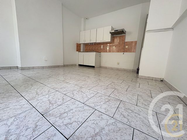 maison à louer - 3 pièces - 51.07 m2 - LILLEBONNE - 76 - HAUTE-NORMANDIE - Century 21 Cabinet Mariette