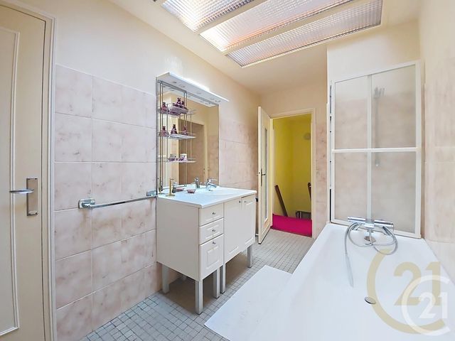 maison à vendre - 4 pièces - 125.0 m2 - LILLEBONNE - 76 - HAUTE-NORMANDIE - Century 21 Cabinet Mariette