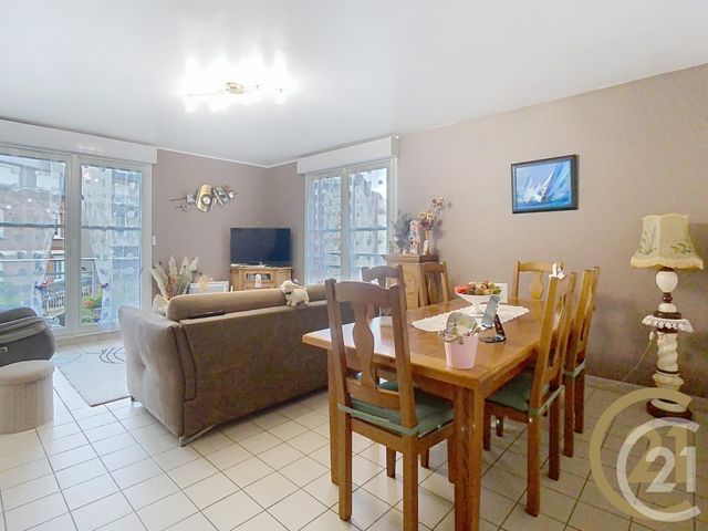 Appartement F2 à vendre - 2 pièces - 59.05 m2 - LILLEBONNE - 76 - HAUTE-NORMANDIE - Century 21 Cabinet Mariette
