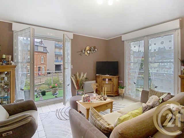 Appartement F2 à vendre - 2 pièces - 59.05 m2 - LILLEBONNE - 76 - HAUTE-NORMANDIE - Century 21 Cabinet Mariette