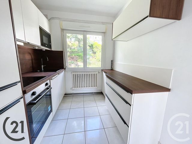 Appartement à louer - 3 pièces - 60.84 m2 - BOLBEC - 76 - HAUTE-NORMANDIE - Century 21 Cabinet Mariette