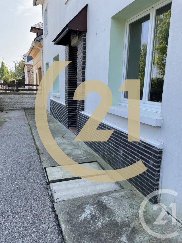 Appartement à louer - 3 pièces - 63.0 m2 - ST ARNOULT - 76 - HAUTE-NORMANDIE - Century 21 Cabinet Mariette