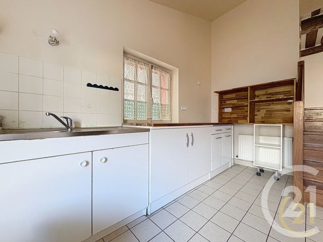 Appartement F5 à louer - 4 pièces - 108.0 m2 - CAUDEBEC EN CAUX - 76 - HAUTE-NORMANDIE - Century 21 Cabinet Mariette