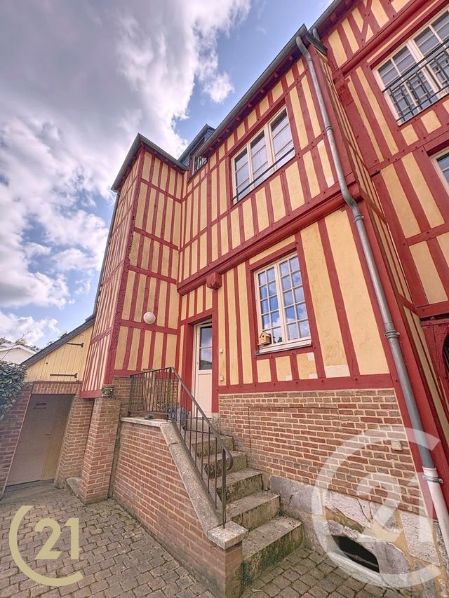 Appartement F5 à louer - 4 pièces - 108.0 m2 - CAUDEBEC EN CAUX - 76 - HAUTE-NORMANDIE - Century 21 Cabinet Mariette