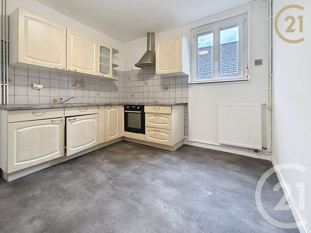 Appartement à louer - 3 pièces - 66.25 m2 - BOLBEC - 76 - HAUTE-NORMANDIE - Century 21 Cabinet Mariette