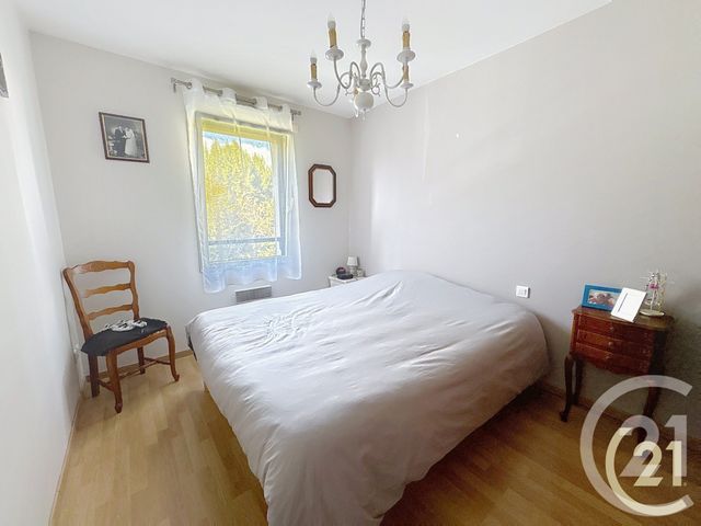 Appartement F3 à louer - 3 pièces - 71.2 m2 - LILLEBONNE - 76 - HAUTE-NORMANDIE - Century 21 Cabinet Mariette