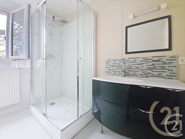 Appartement F3 à vendre - 3 pièces - 68.27 m2 - PORT JEROME SUR SEINE - 76 - HAUTE-NORMANDIE - Century 21 Cabinet Mariette