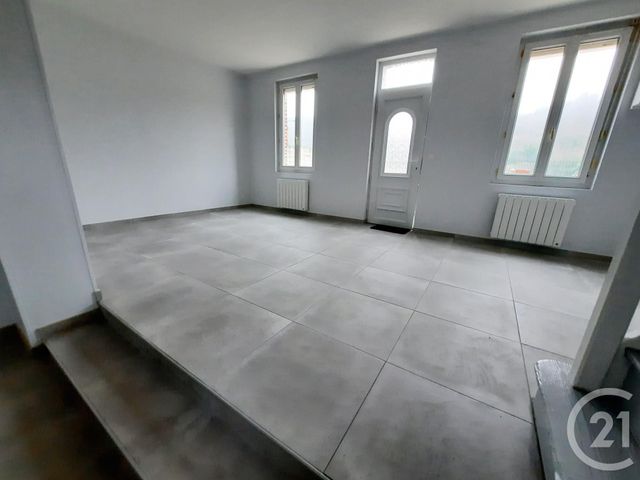 maison à louer - 4 pièces - 62.25 m2 - LILLEBONNE - 76 - HAUTE-NORMANDIE - Century 21 Cabinet Mariette