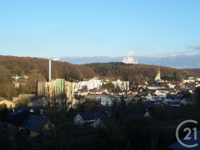 Appartement F4 à louer - 4 pièces - 95.0 m2 - BOLBEC - 76 - HAUTE-NORMANDIE - Century 21 Cabinet Mariette