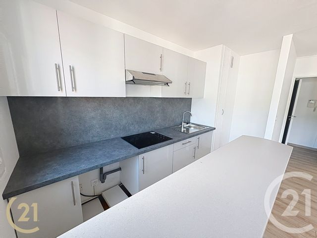 Appartement T2 à louer - 2 pièces - 42.4 m2 - LILLEBONNE - 76 - HAUTE-NORMANDIE - Century 21 Cabinet Mariette