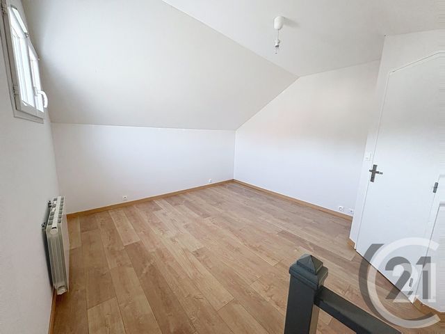 maison à louer - 2 pièces - 43.0 m2 - BOLBEC - 76 - HAUTE-NORMANDIE - Century 21 Cabinet Mariette