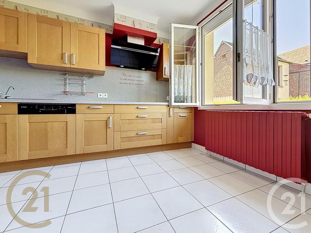 maison à vendre - 4 pièces - 100.0 m2 - LILLEBONNE - 76 - HAUTE-NORMANDIE - Century 21 Cabinet Mariette