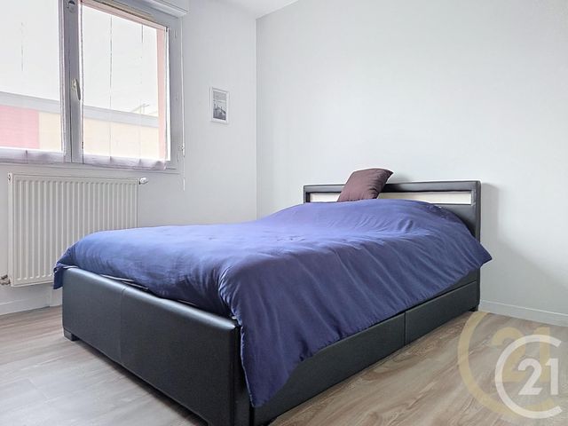 Appartement F3 à vendre - 3 pièces - 74.6 m2 - LILLEBONNE - 76 - HAUTE-NORMANDIE - Century 21 Cabinet Mariette