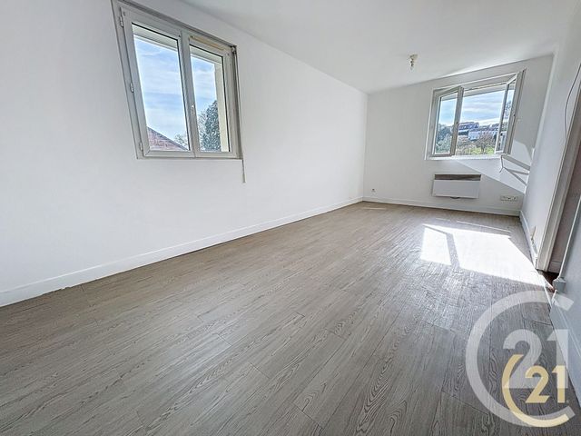 Appartement F2 à louer - 2 pièces - 42.0 m2 - BOLBEC - 76 - HAUTE-NORMANDIE - Century 21 Cabinet Mariette