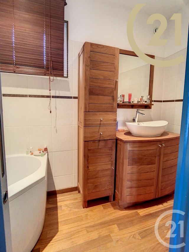 maison à vendre - 5 pièces - 91.0 m2 - BOLBEC - 76 - HAUTE-NORMANDIE - Century 21 Cabinet Mariette