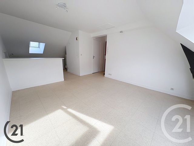 Appartement Studio à louer - 1 pièce - 25.53 m2 - LILLEBONNE - 76 - HAUTE-NORMANDIE - Century 21 Cabinet Mariette