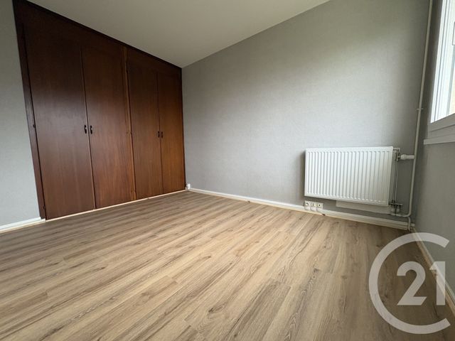 Appartement F3 à louer - 3 pièces - 63.42 m2 - LILLEBONNE - 76 - HAUTE-NORMANDIE - Century 21 Cabinet Mariette
