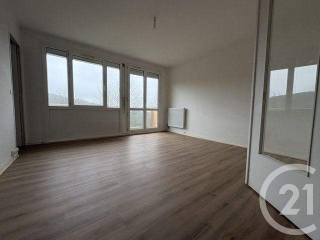 Appartement F3 à louer - 3 pièces - 63.42 m2 - LILLEBONNE - 76 - HAUTE-NORMANDIE - Century 21 Cabinet Mariette