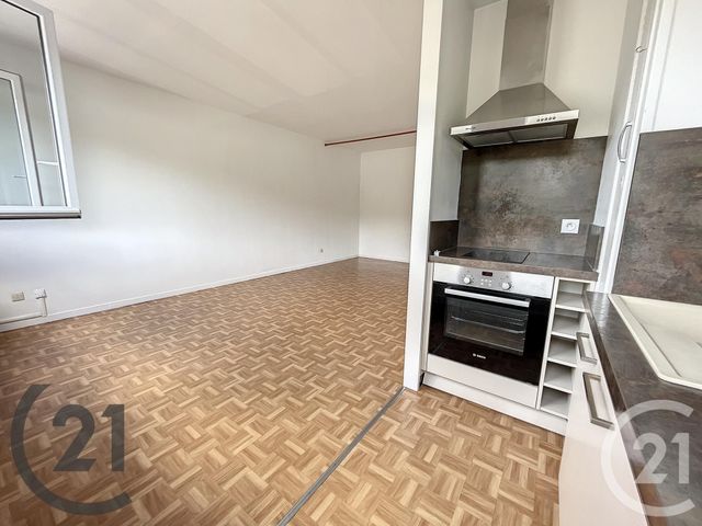 Appartement Studio à louer - 1 pièce - 28.43 m2 - LILLEBONNE - 76 - HAUTE-NORMANDIE - Century 21 Cabinet Mariette