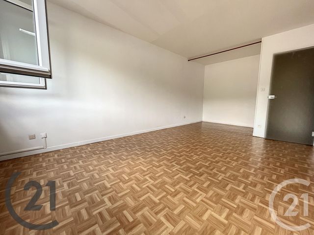 Appartement Studio à louer - 1 pièce - 28.43 m2 - LILLEBONNE - 76 - HAUTE-NORMANDIE - Century 21 Cabinet Mariette