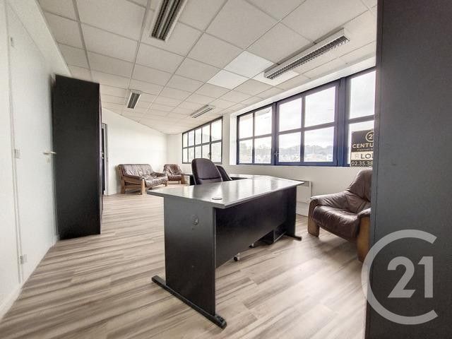 Appartement à louer - 2 pièces - 68.4 m2 - LILLEBONNE - 76 - HAUTE-NORMANDIE - Century 21 Cabinet Mariette